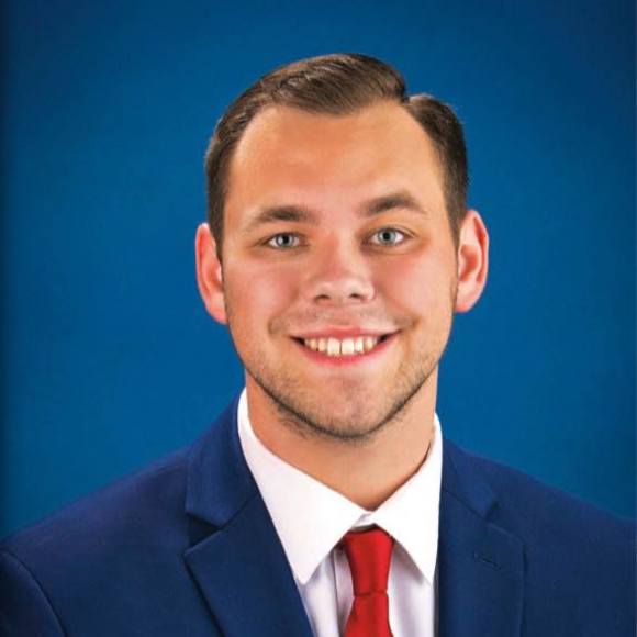 Meet your Posher, Andrew - Picture 1 of 1